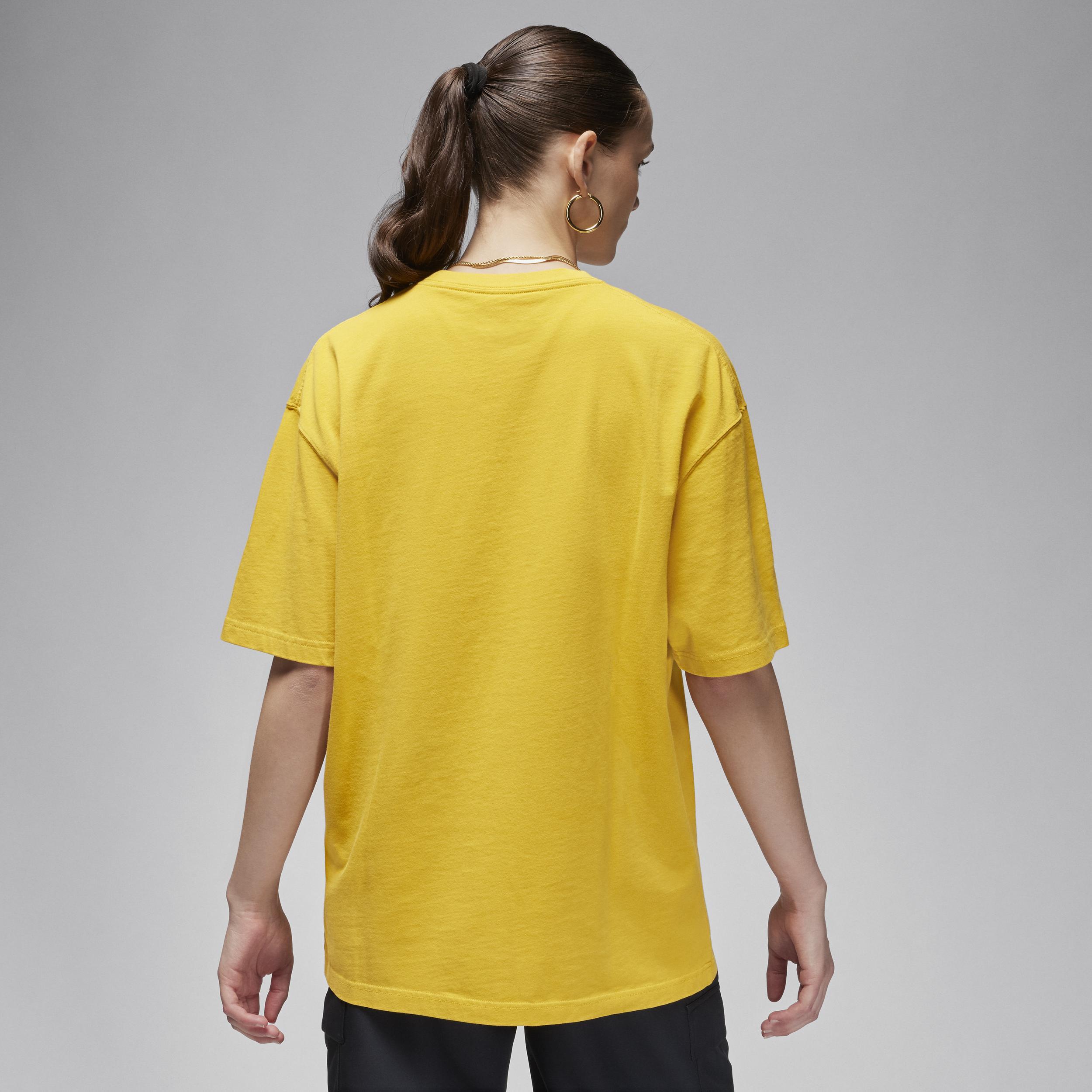 Jordan Women's Oversized Graphic T-Shirt Product Image