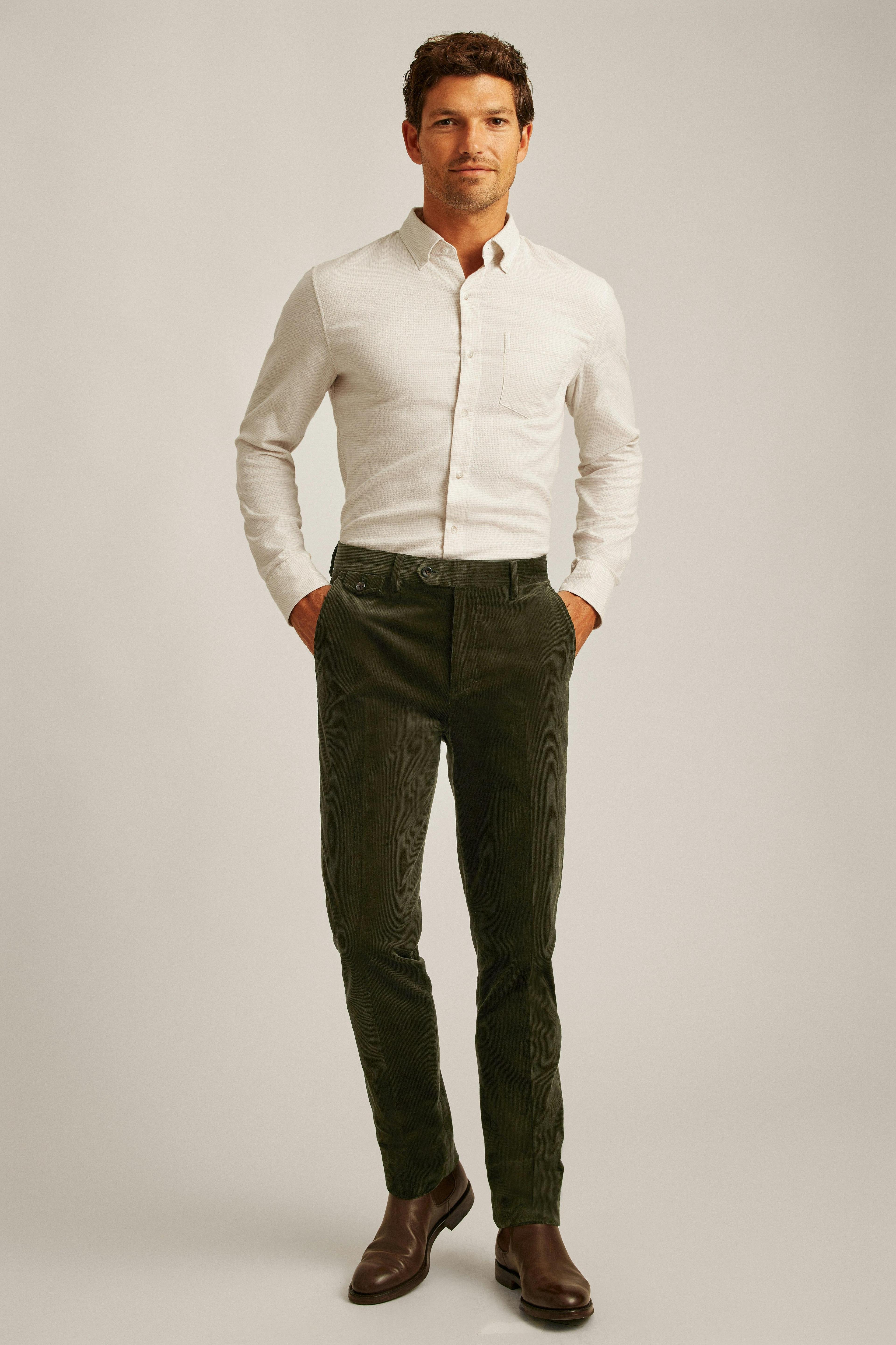 Jetsetter Italian Corduroy Dress Pant Product Image