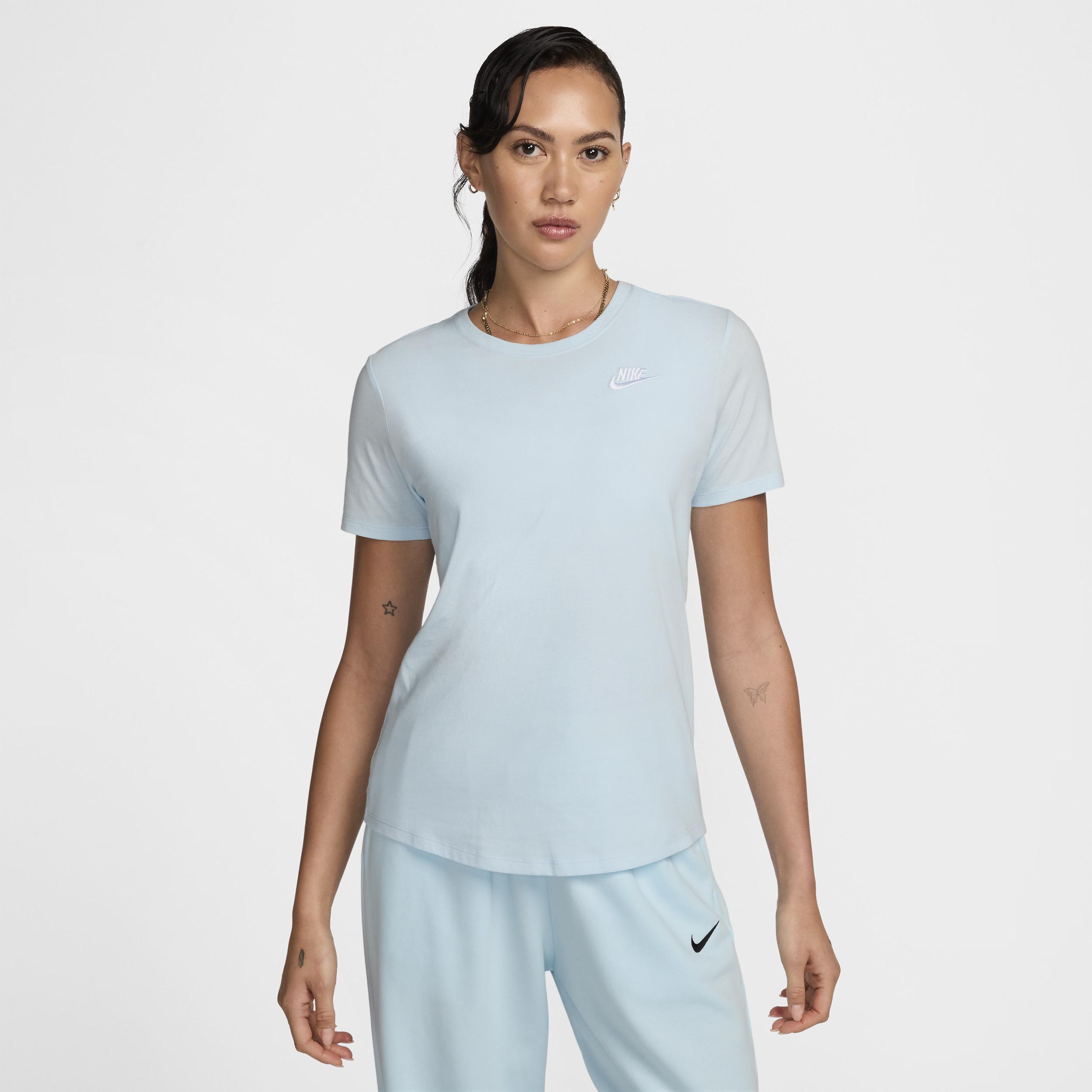 Womens Nike Sportswear Club Essentials Tee Product Image