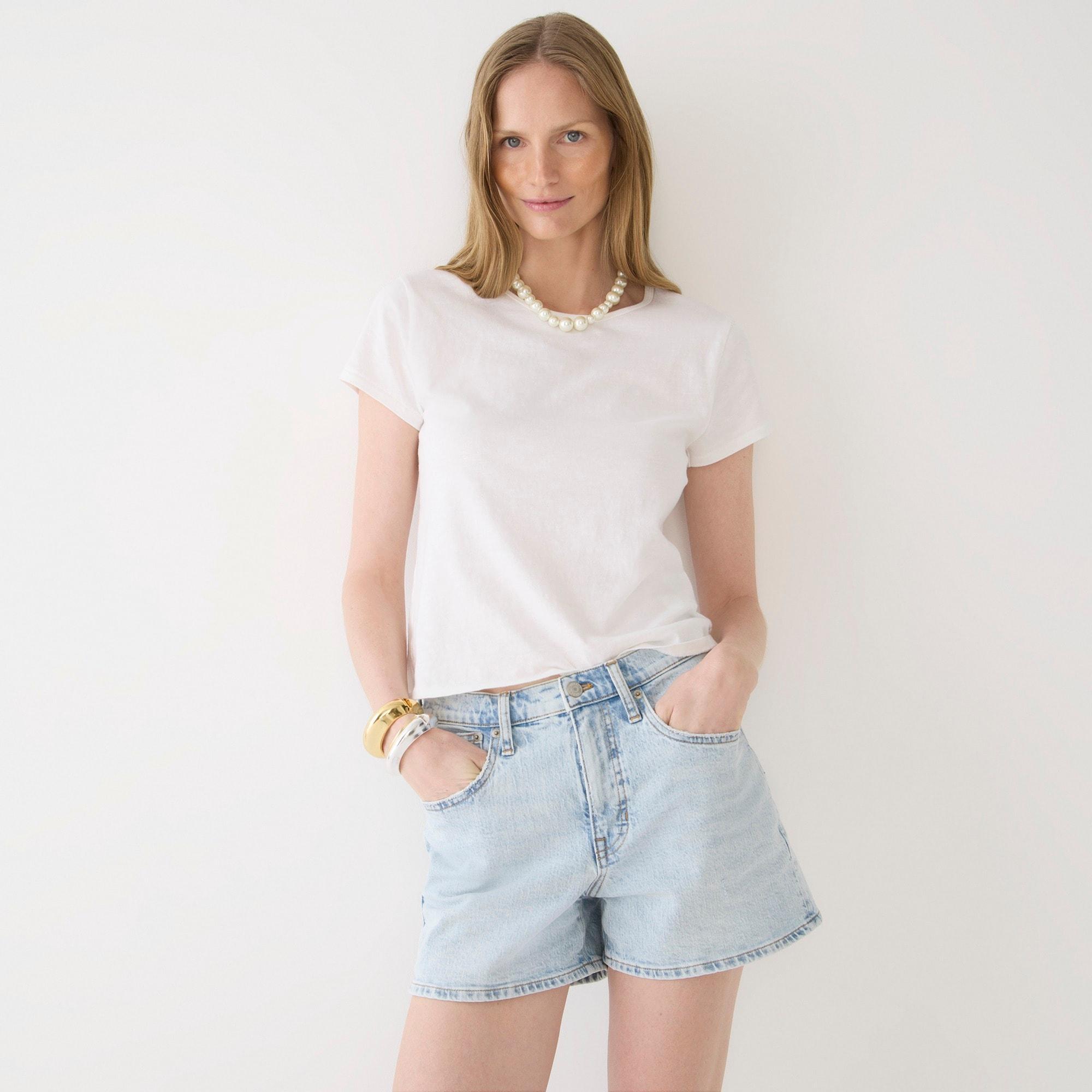 High-rise denim short in Delery wash Product Image