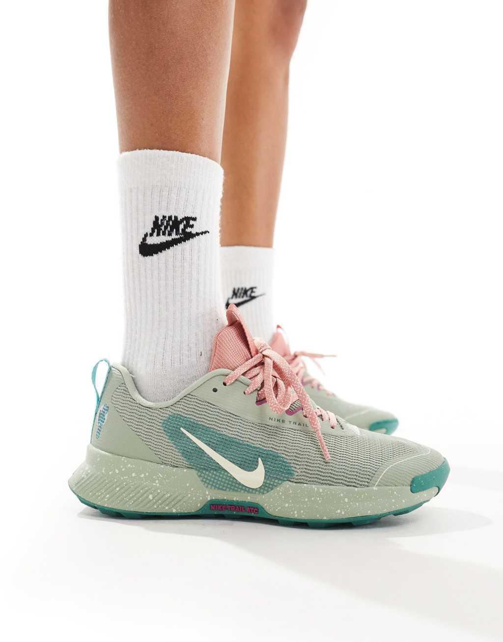 Nike Running Juniper Trail 3 sneakers in light green Product Image