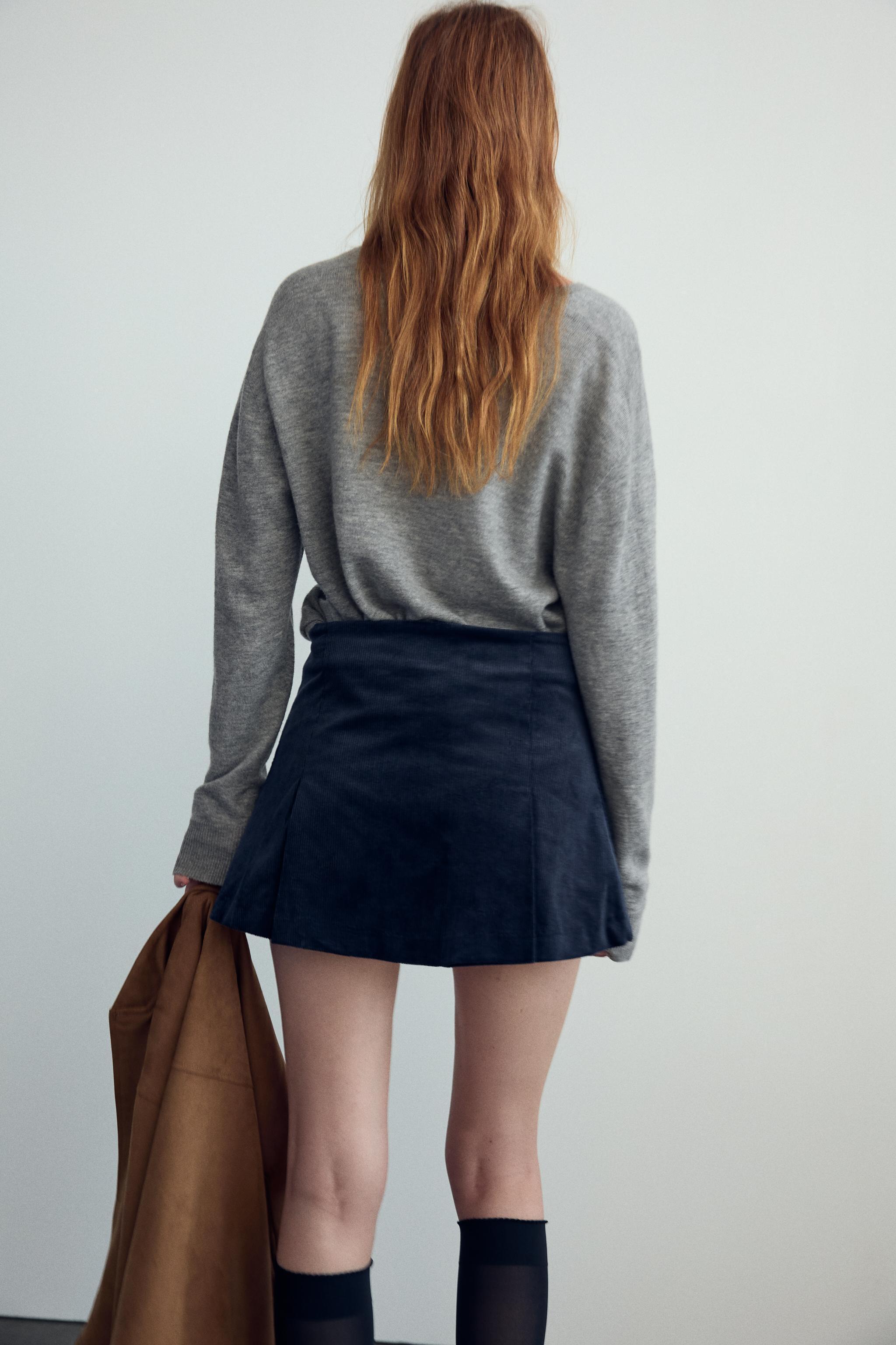 CORDUROY MINI SKIRT Product Image