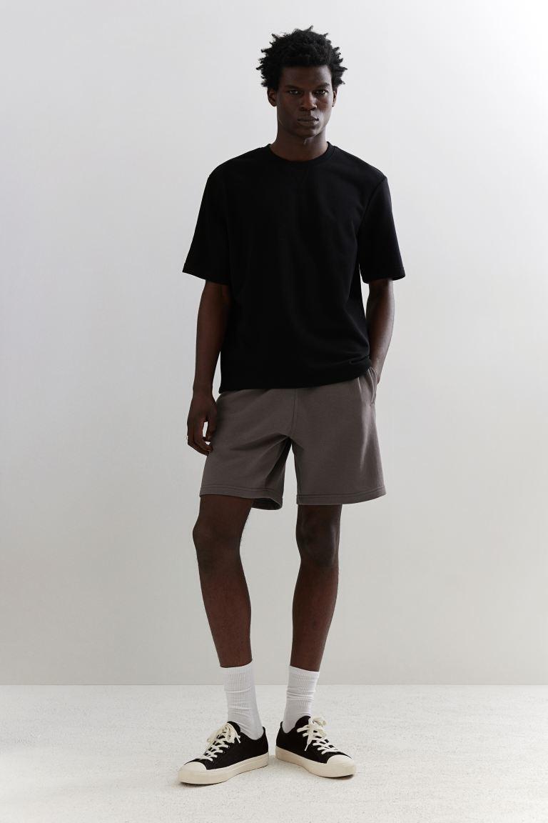 Regular Fit Sweatshorts Product Image