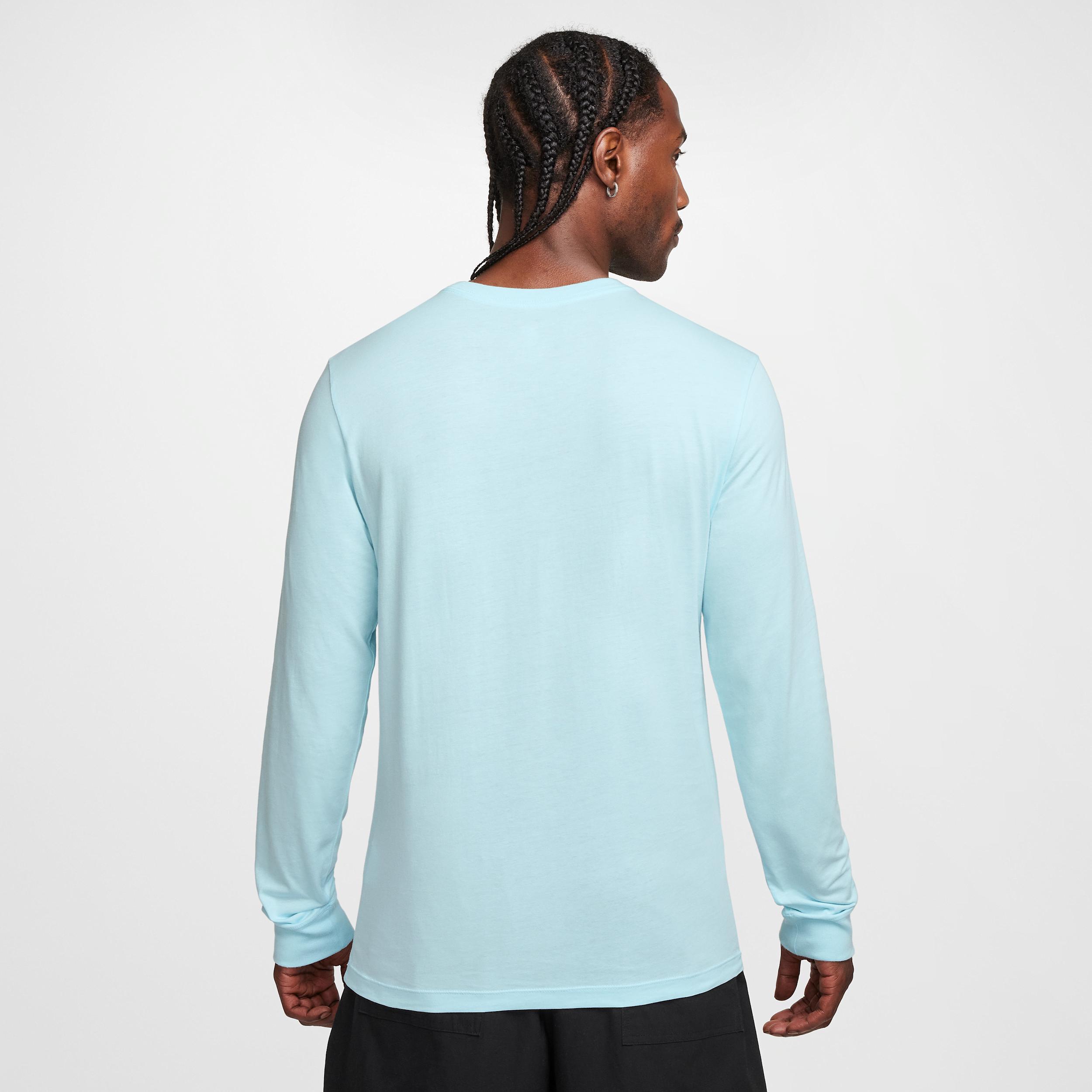 Men's Nike Sportswear Club Long-Sleeve T-Shirt Product Image