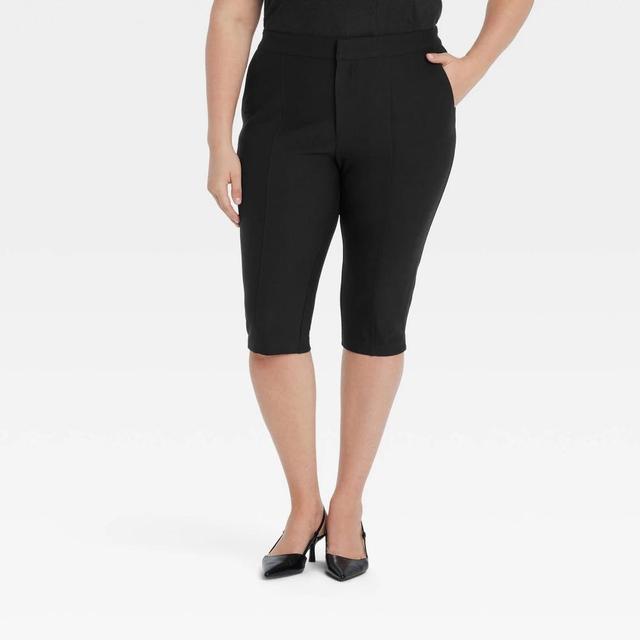 Womens High-Rise Tapered Capri Pull-On Pants - A New Day Black Product Image