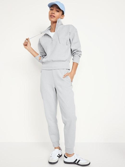 High-Waisted Dynamic Fleece Joggers Product Image