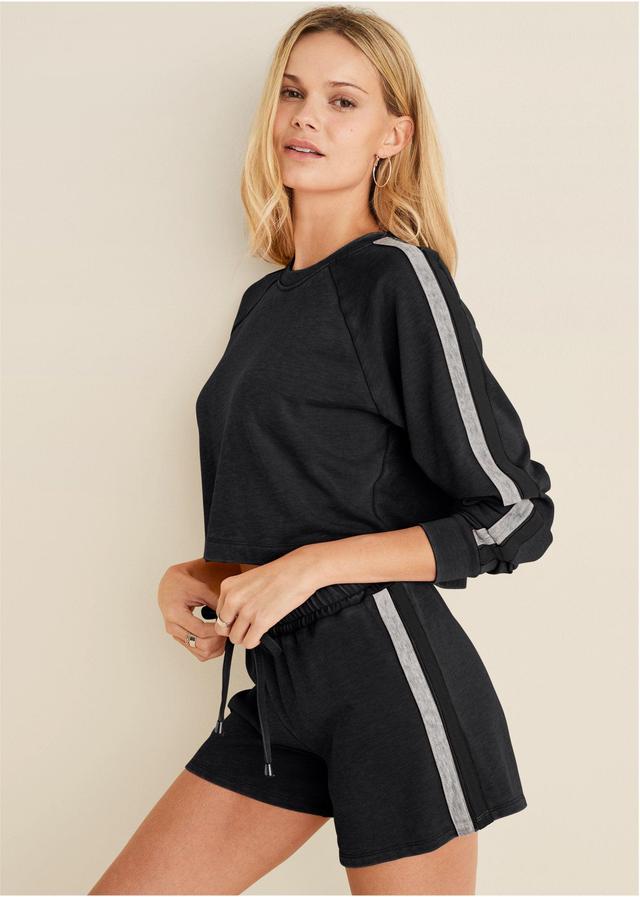 Sweatshirt And Shorts Set - Black Product Image