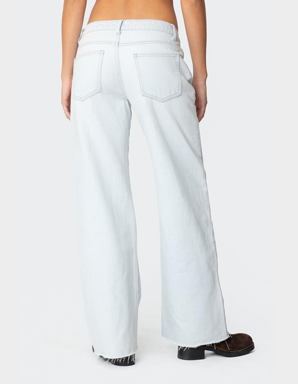 EDIKTED Savanna Low Rise Jeans Product Image