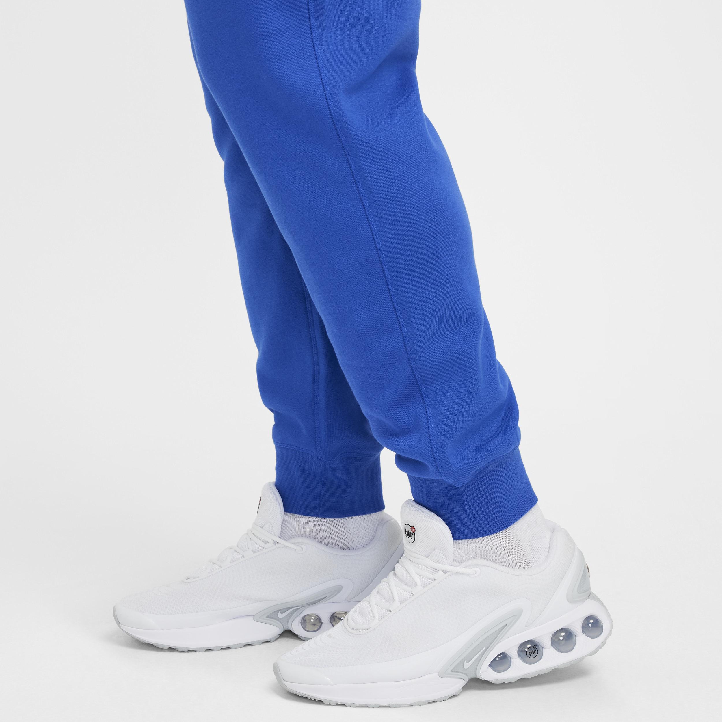 Nike Mens Sportswear Club Victory Graphic Fleece Jogger Sweatpants Product Image