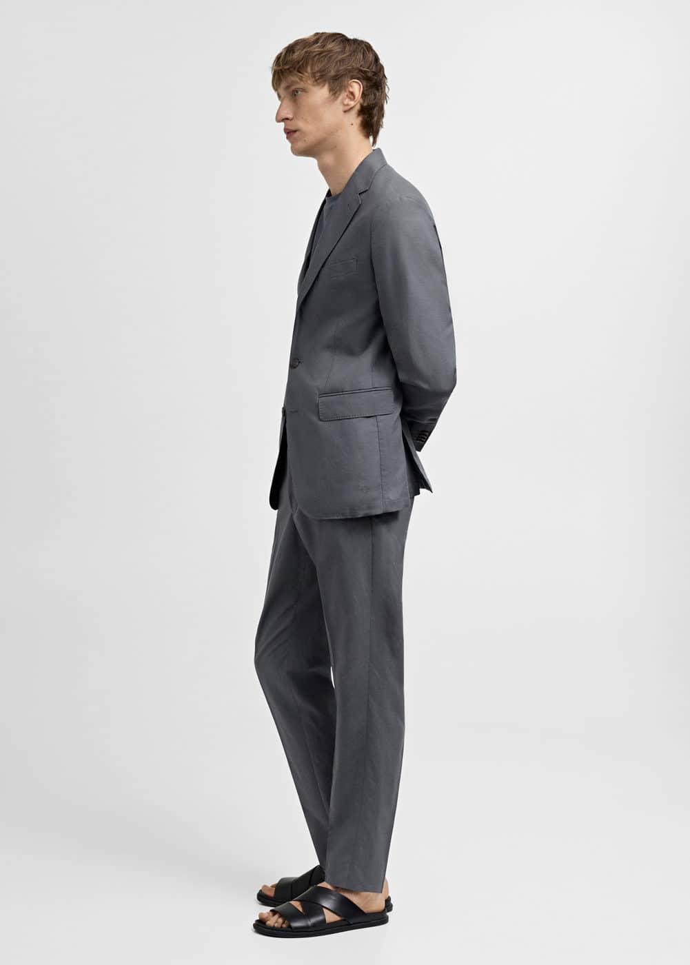 MANGO MAN - Slimfit Tencelâ¢ suit pants with pleats petrol blueMen Product Image