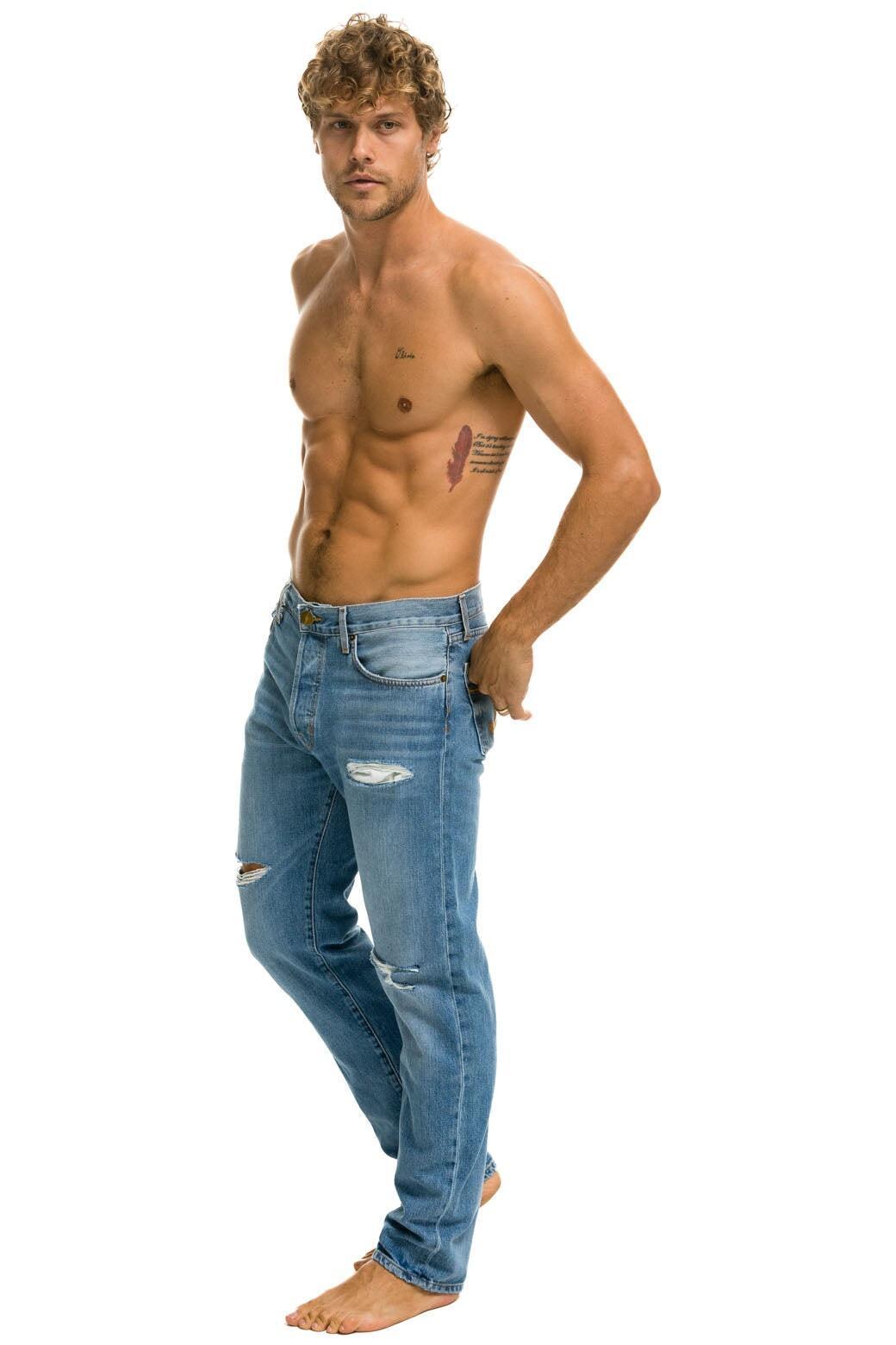 MEN'S CLASSIC STRAIGHT LEG DENIM JEAN - SUPER LIGHT Male Product Image