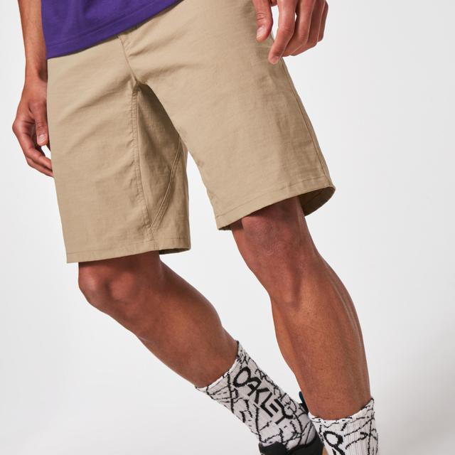 Oakley Oakley Perf 5 Utility Short - Blackout | Oakley® Product Image