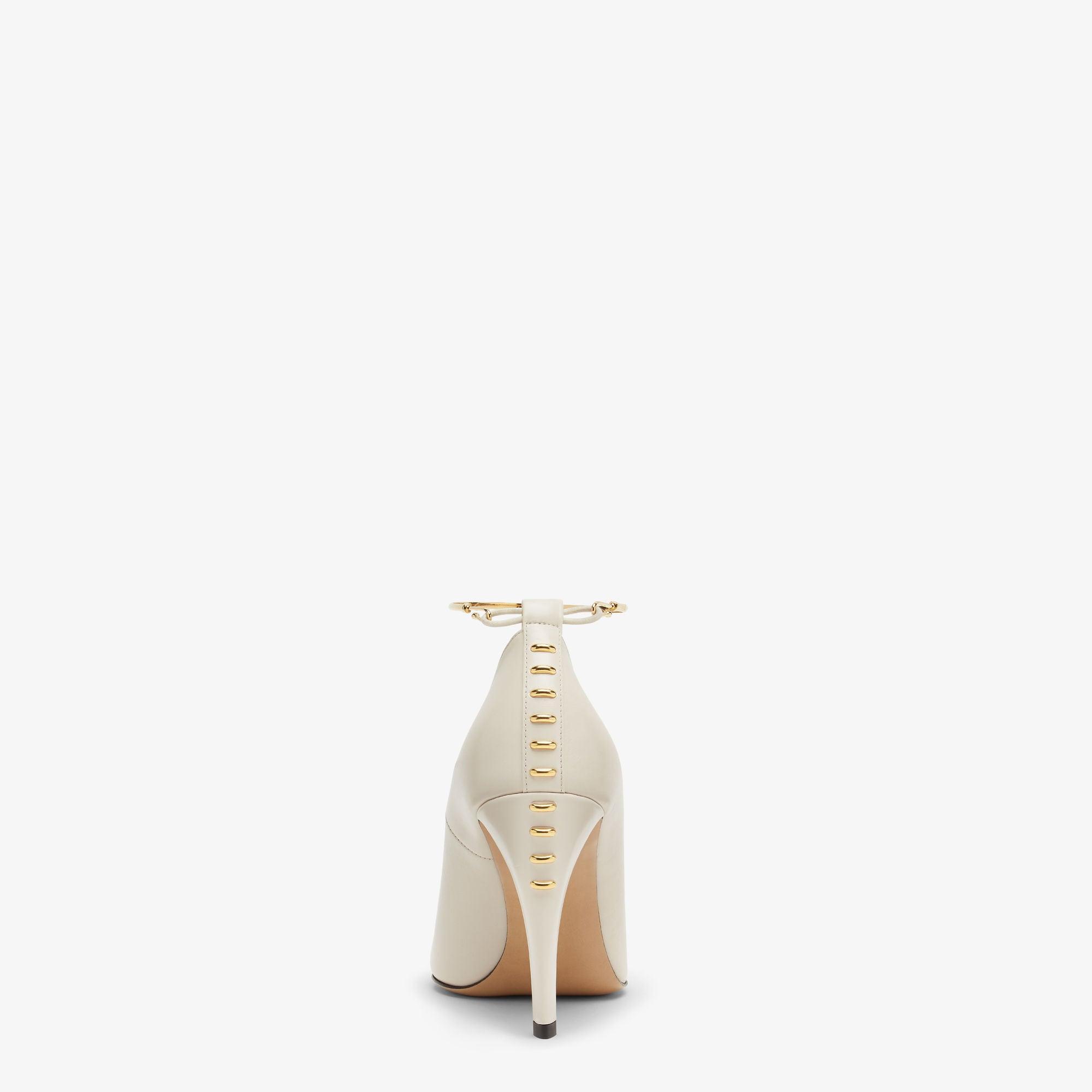 Fendi FiloWhite leather pumps Product Image