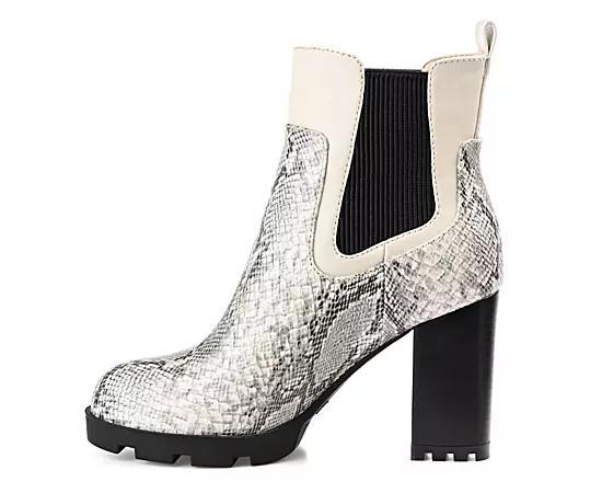 Journee Collection Womens Islana Casual Short Bootie Product Image