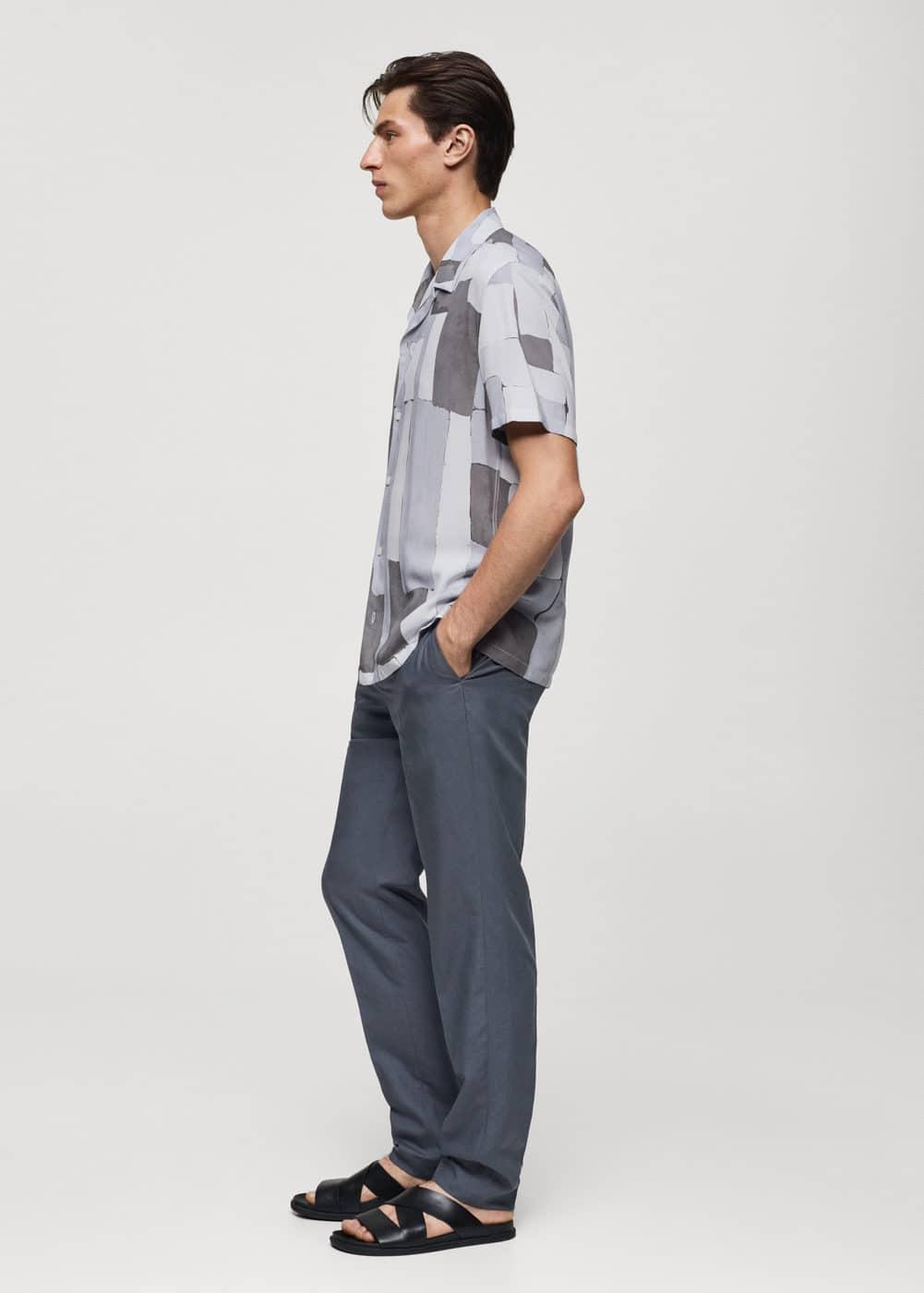 MANGO MAN - Regular-fit flowy printed shirt light/pastel greyMen Product Image