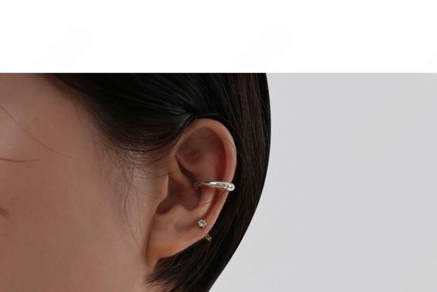 Plain Ear Cuff Product Image