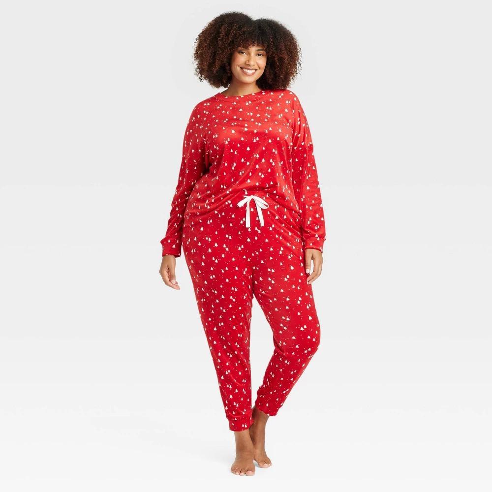 Womens Minky Fleece Pullover Top and Jogger Pants Pajama Set - Auden Red/Trees 2X Product Image