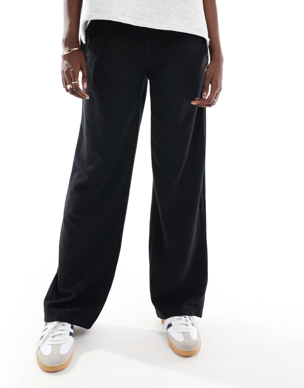 Stradivarius Tall wide leg sweatpants in black Product Image