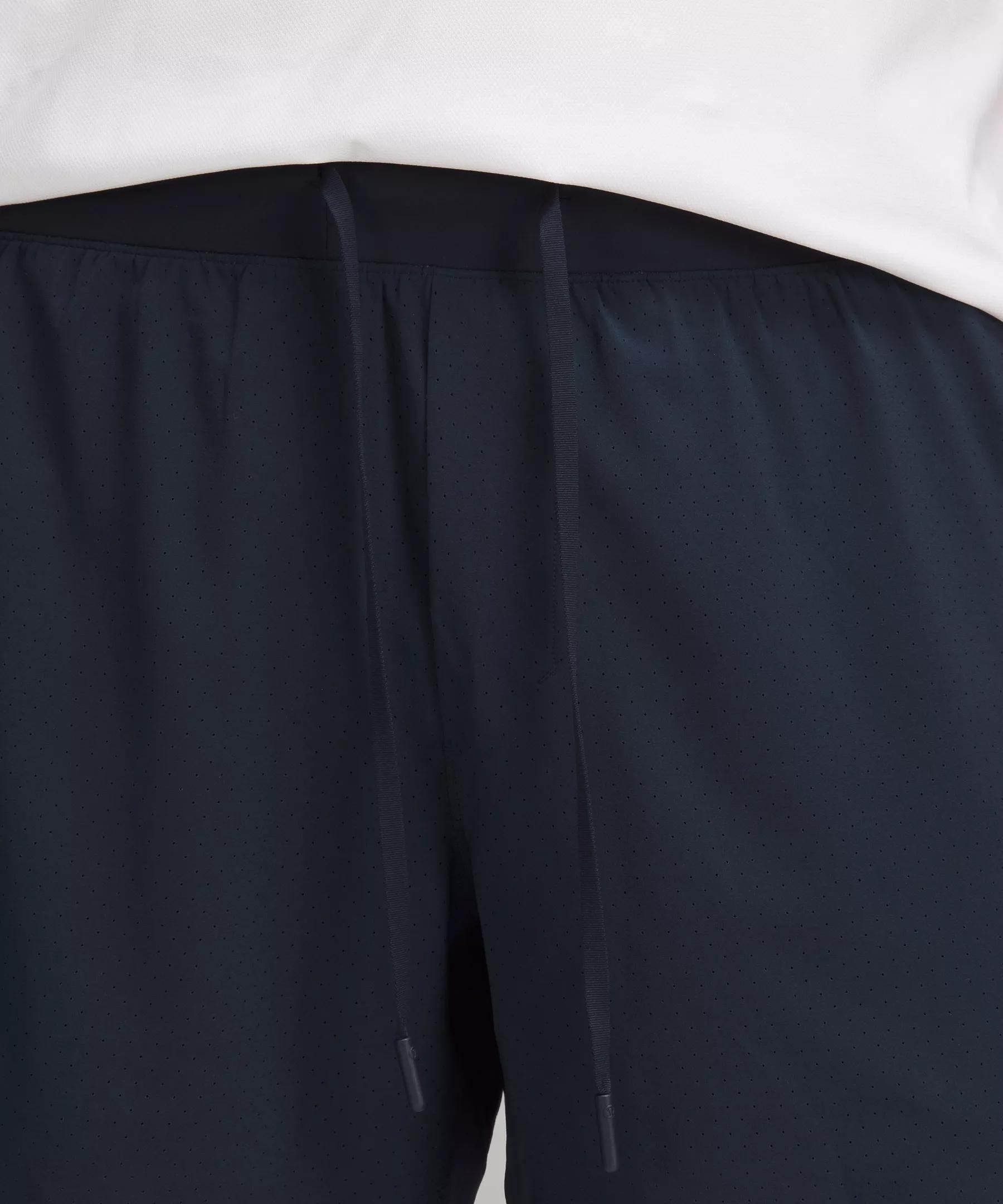 Vented Tennis Short 6" Classic Fit Product Image