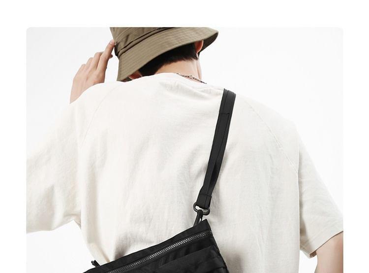 Plain Crossbody Bag Product Image