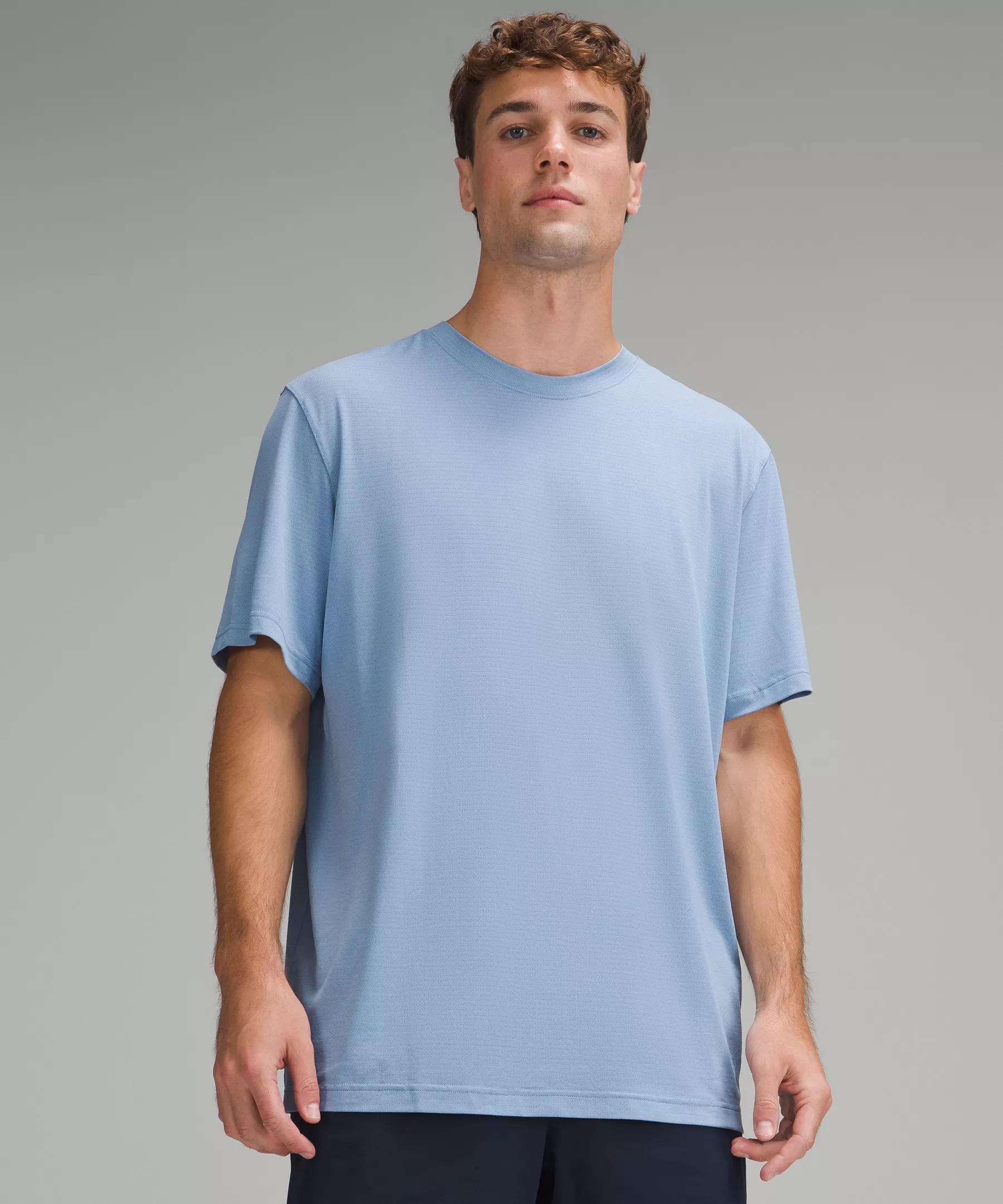 License to Train Relaxed-Fit Short-Sleeve Shirt Product Image