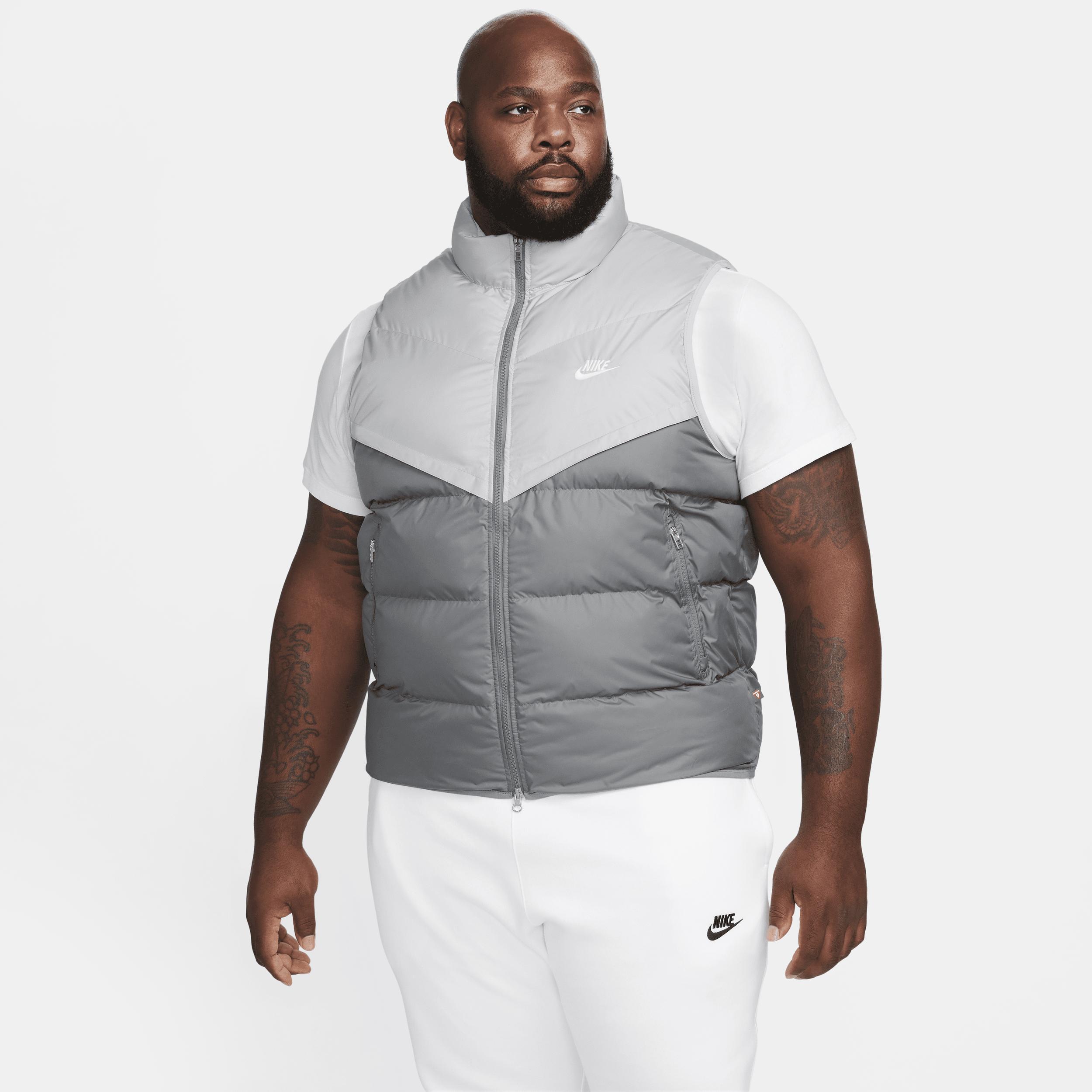 Nike Men's Storm-FIT Windrunner Insulated Vest Product Image