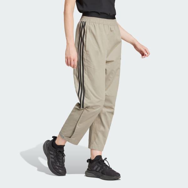 Tiro Woven Loose 7/8 Pants Product Image