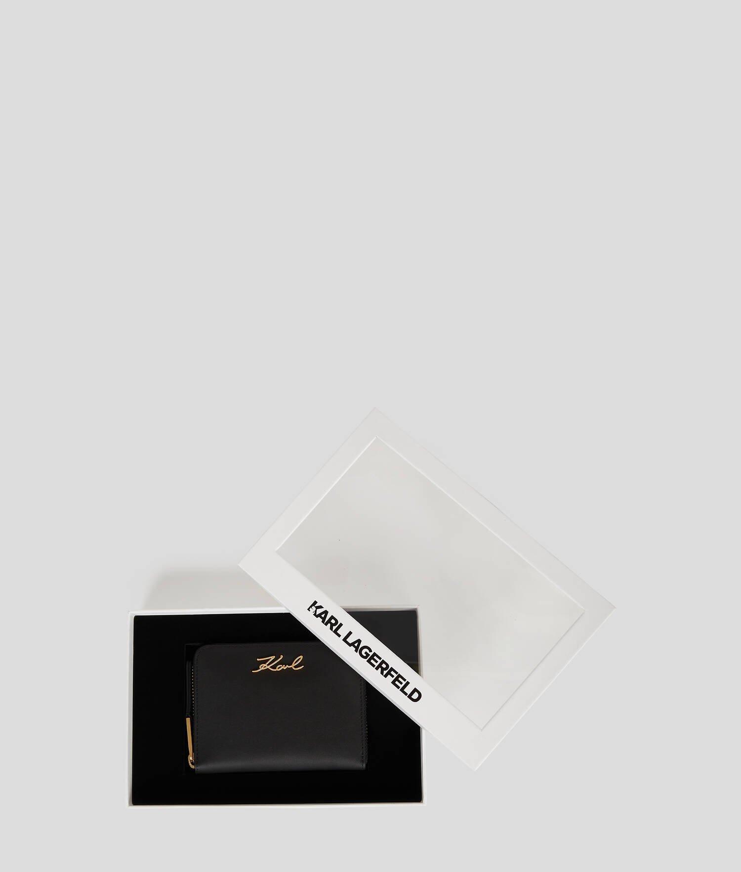 K/SIGNATURE MEDIUM WALLET  Product Image