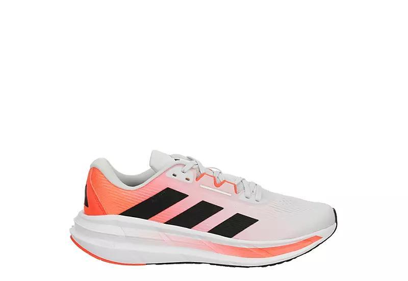 Questar 3 Running Shoes Product Image