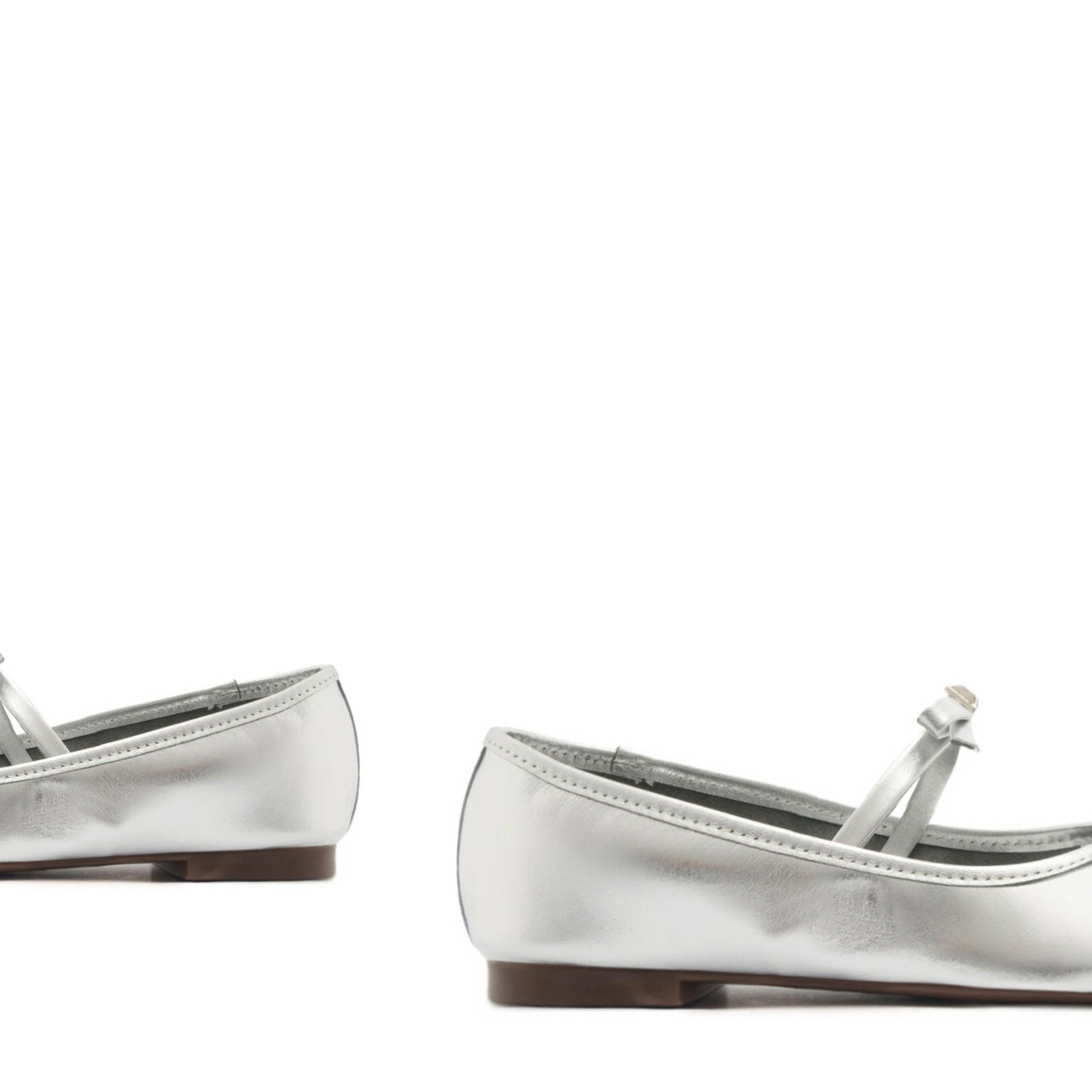 Nancy Metallic Leather Flat Female Product Image