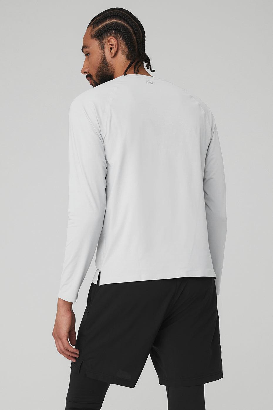 Idol Long Sleeve Performance Tee - Titanium Male Product Image