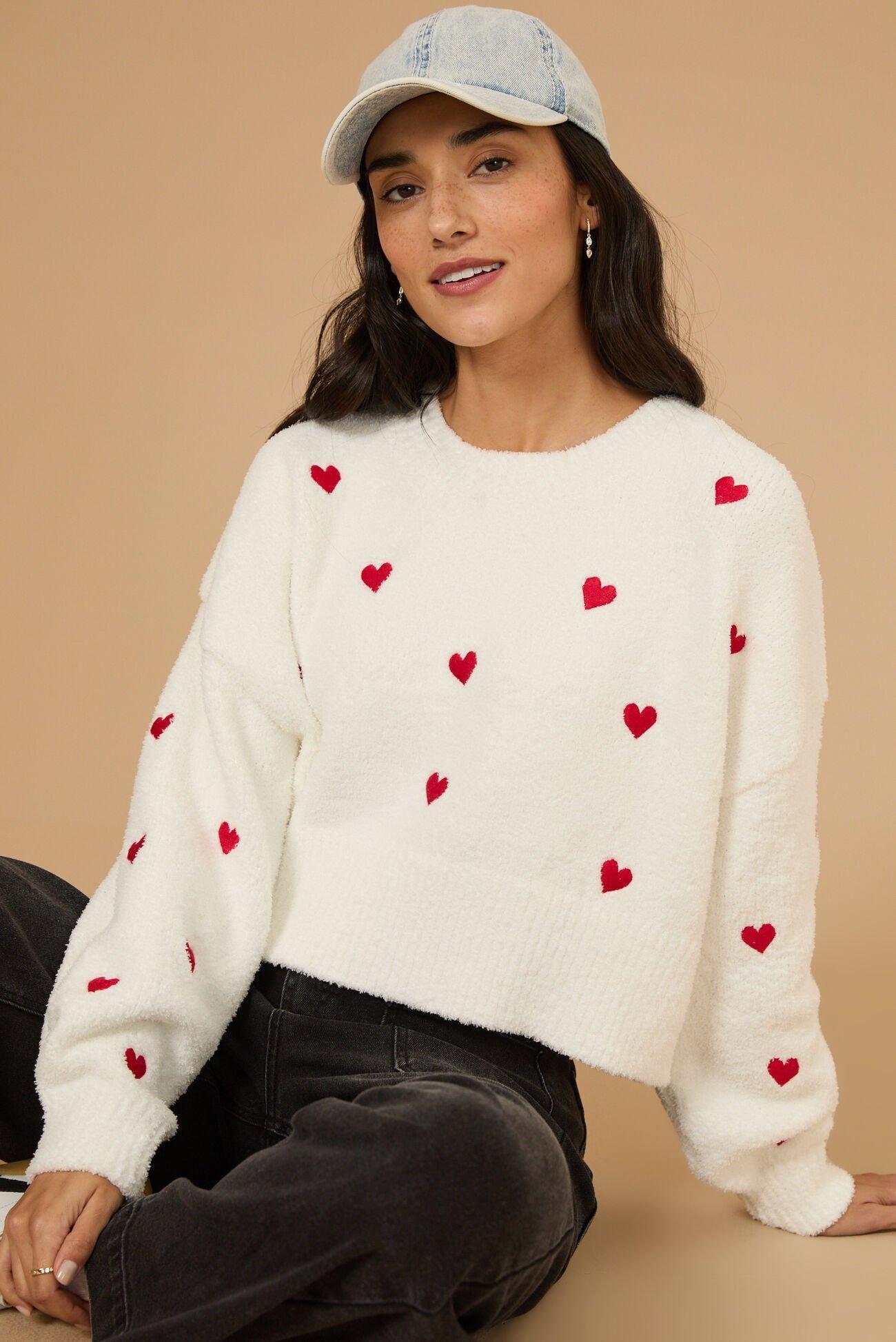 Heart Teddy Pullover Product Image