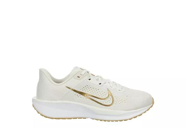 Nike Womens Quest 6 Running Shoe Product Image