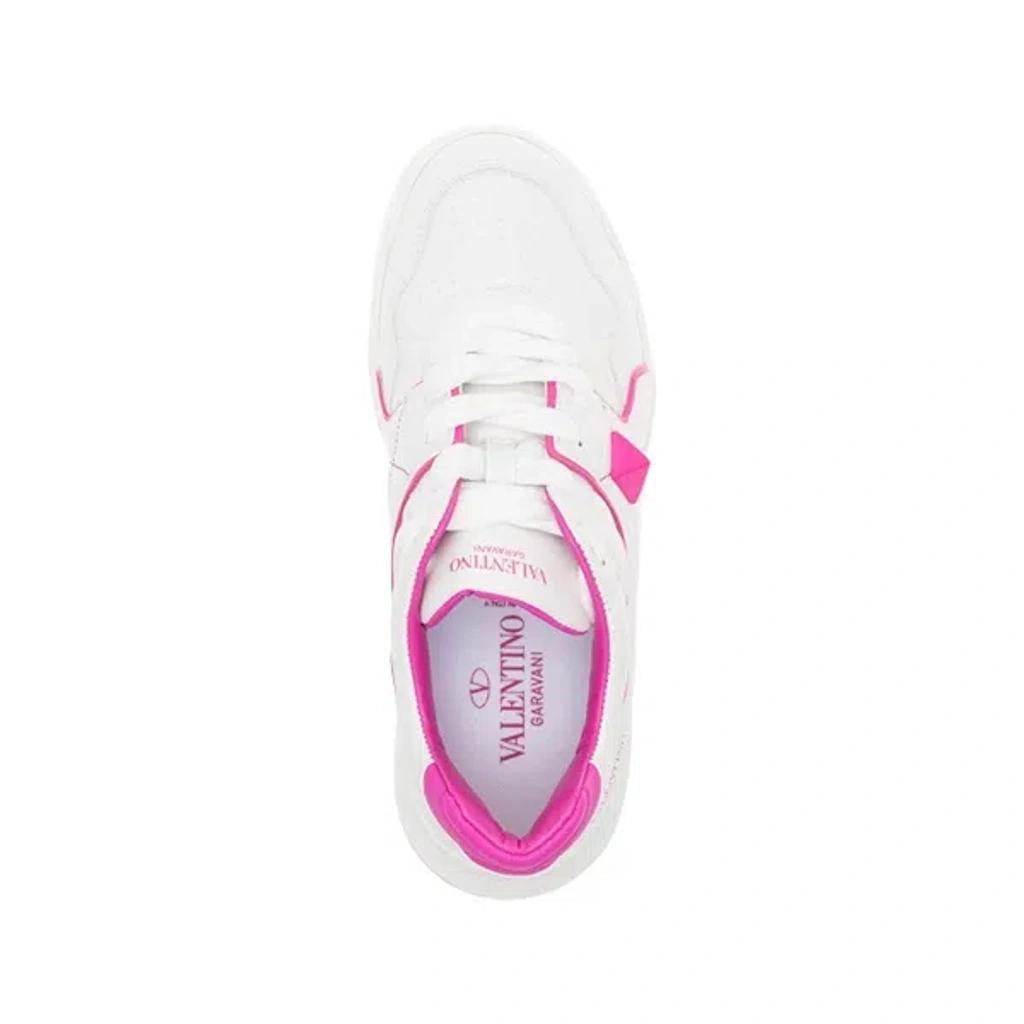 One Stud Low-top Sneakers In White Product Image