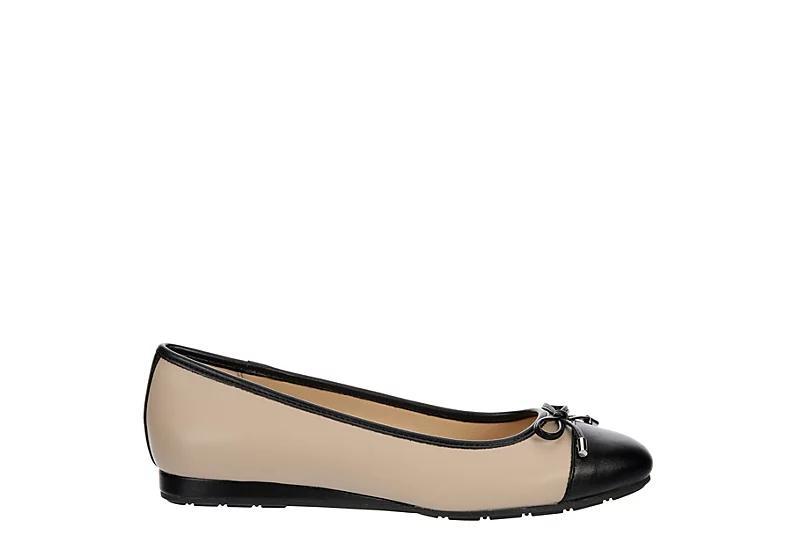 Lauren Blakwell Womens Dianna Flat Flats Shoes Product Image