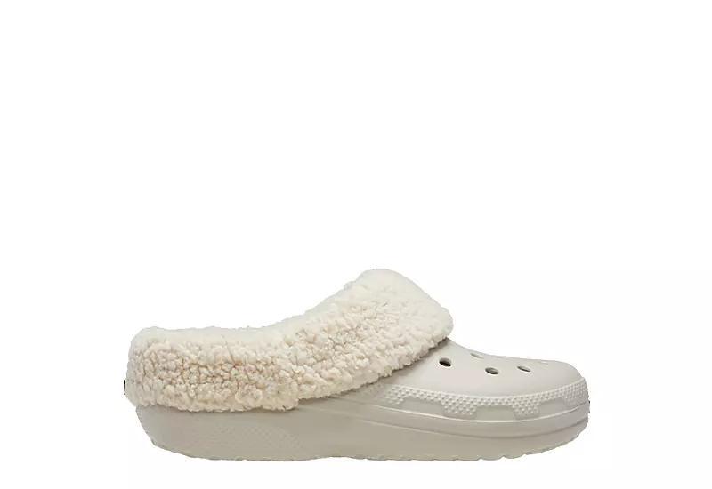 Crocs Womens Classic Blitzen Iv Lined Clog Product Image