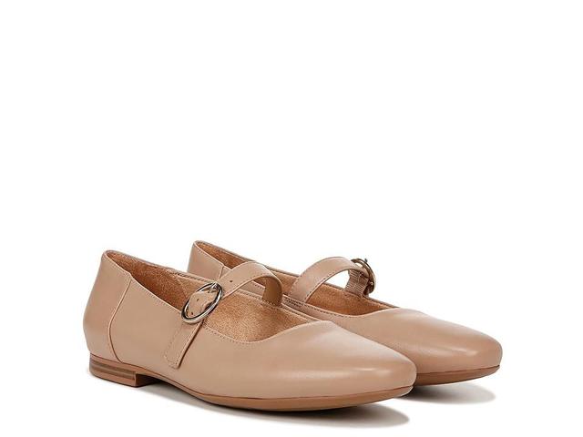 Naturalizer Kelly (Creme Brulee) Women's Slip on Shoes Product Image