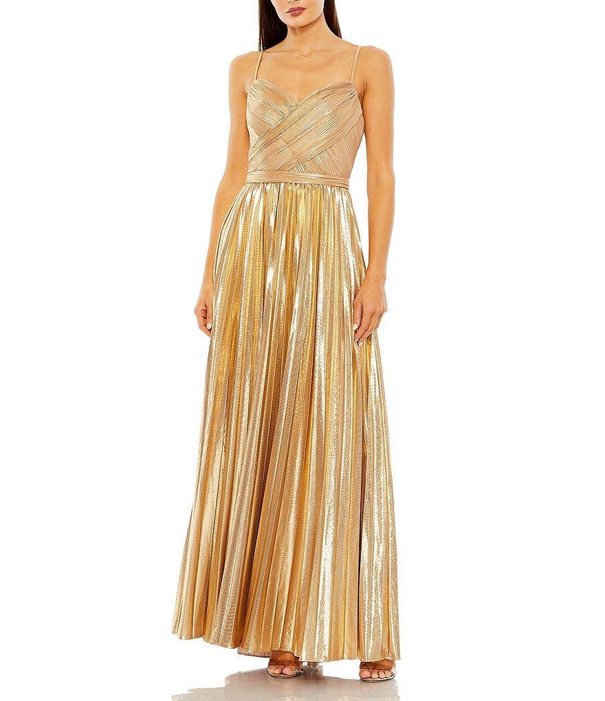 Mac Duggal Metallic Pleated V-Neck Sleeveless Sweetheart Neck Gown Product Image