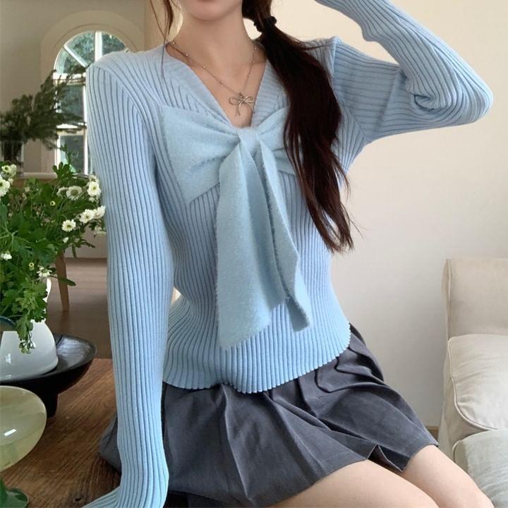 Long-Sleeve V-Neck Bowknot Plain Knit Top Product Image