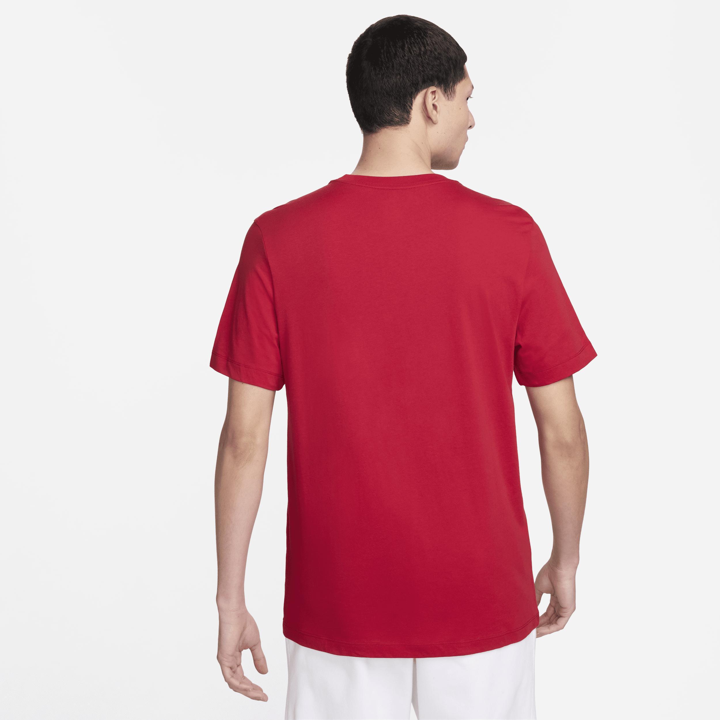 Liverpool FC Essential Nike Men's Soccer T-Shirt Product Image