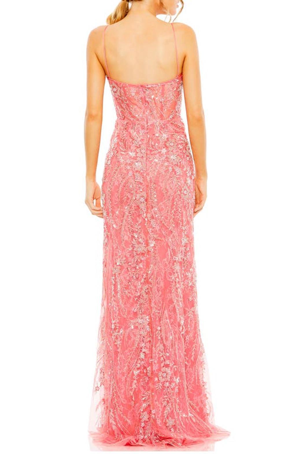 Sweetheart Sleeveless Embellished Gown In Pink Product Image