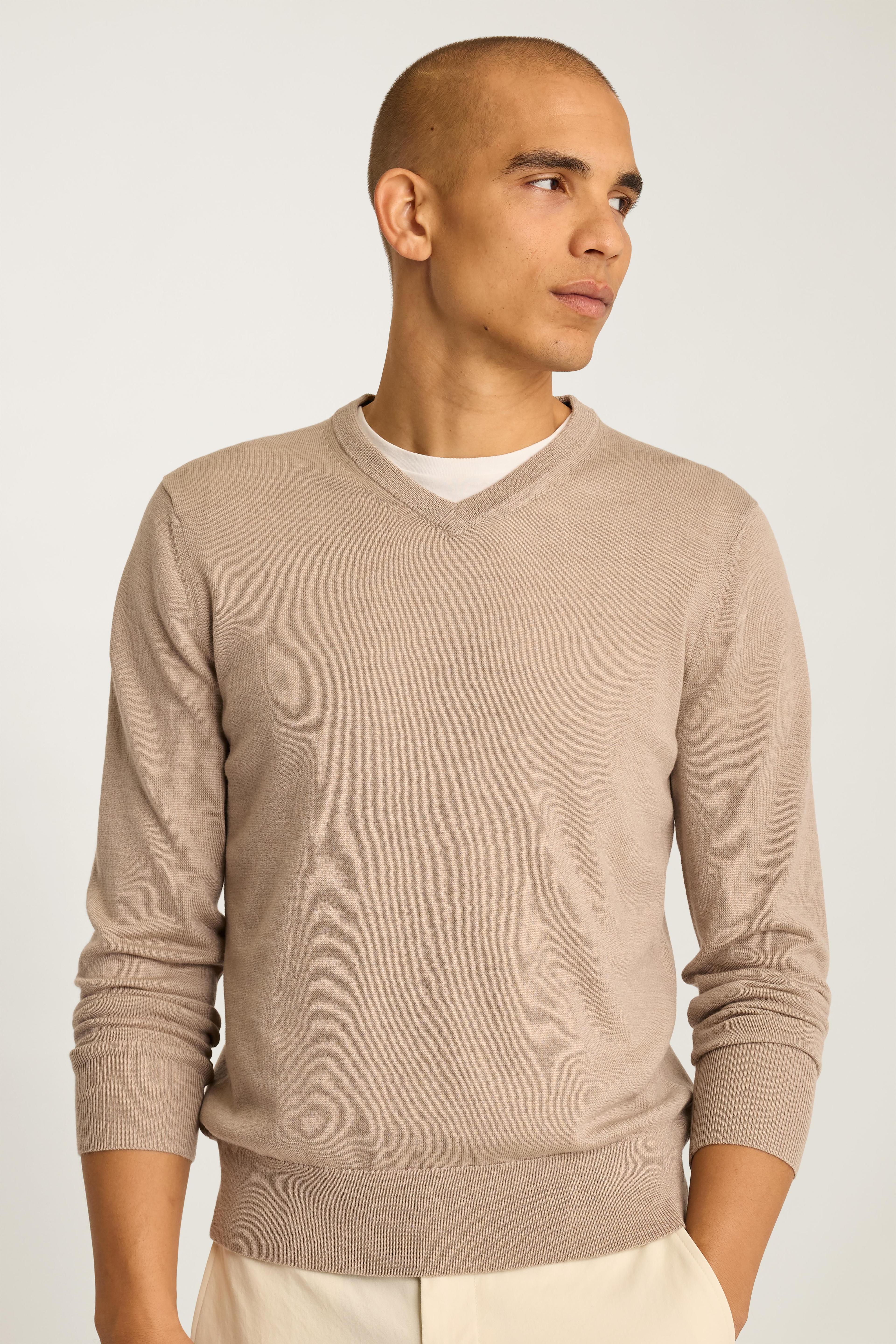 Washable Merino V-Neck Sweater Product Image