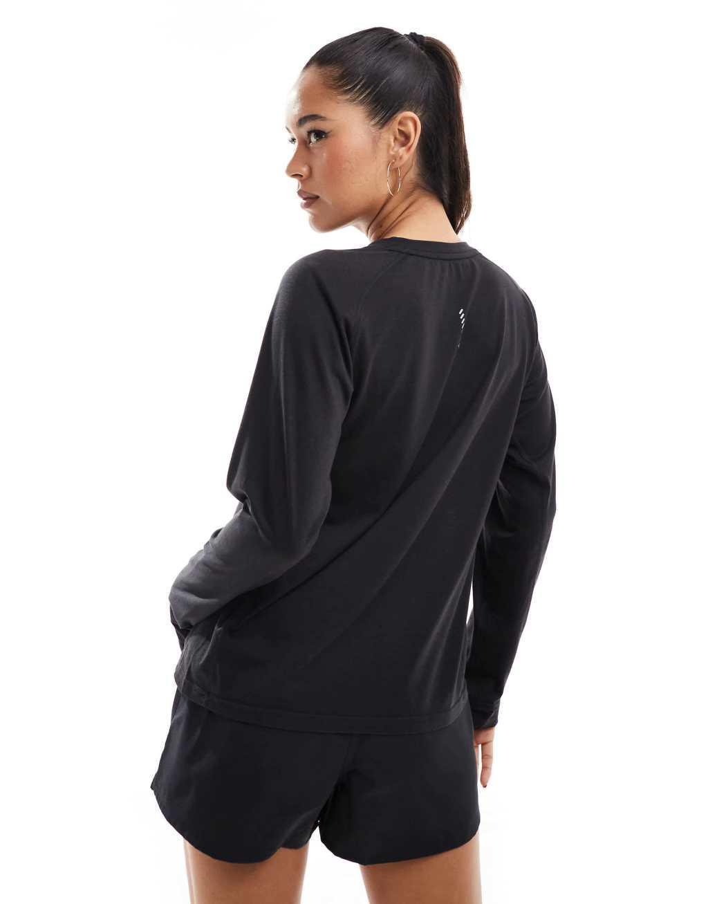 PUMA Run long sleeve t-shirt in black Product Image