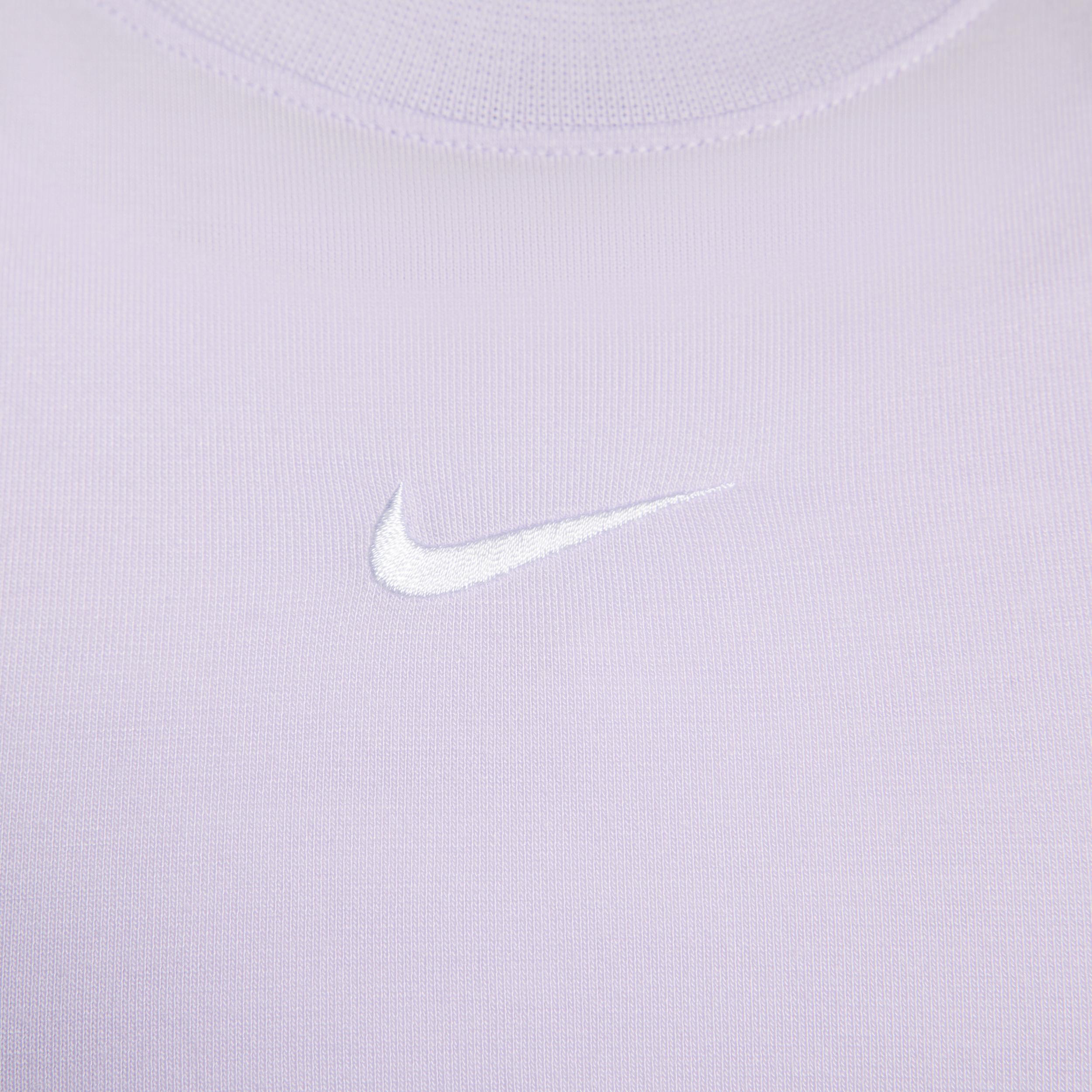 Women's Nike Sportswear Essential Slim Cropped T-Shirt Product Image