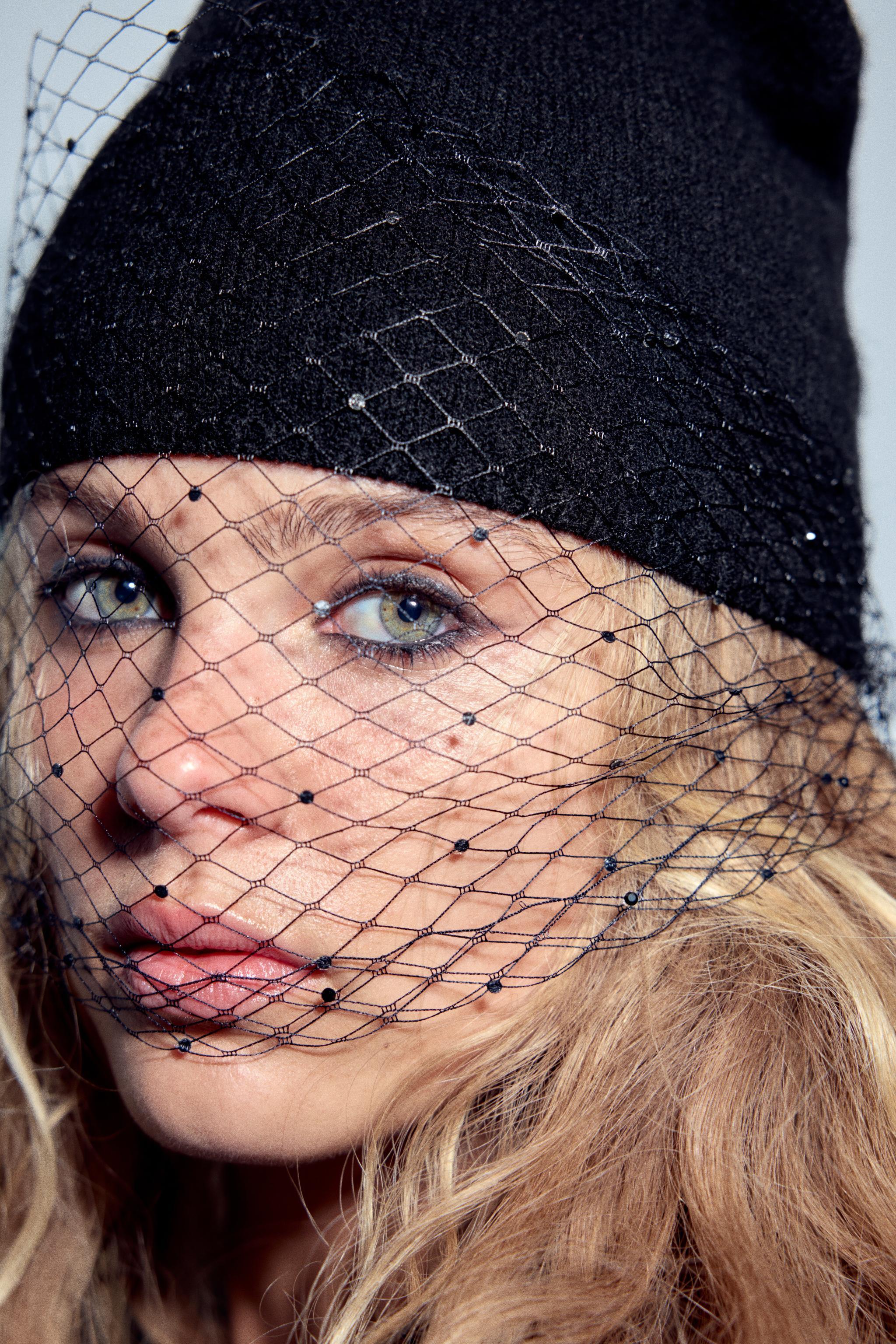 RHINESTONE MESH KNIT BEANIE HAT Product Image