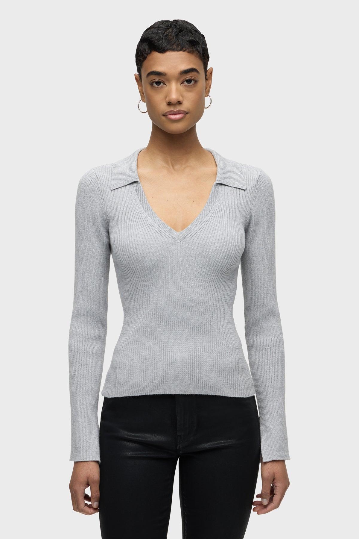 Long Sleeve V-Neck Popover Female Product Image