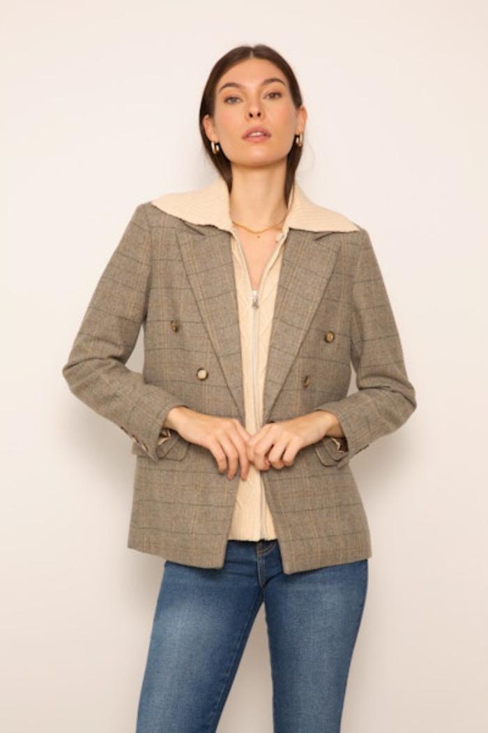 Classic Plaid Blazer with Cable Dickie Product Image