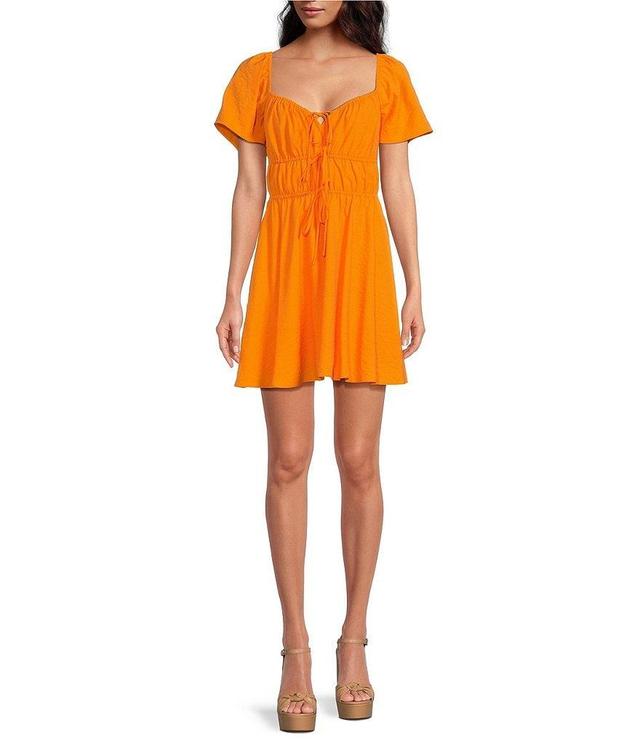 Gianni Bini Talley Tiered Tie Front V-Neck Short Sleeve Dress Product Image