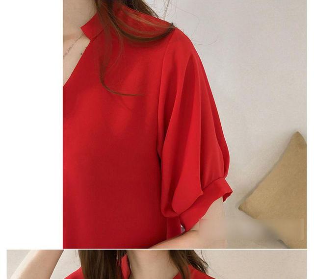 Short-Sleeve Chiffon Blouse Product Image