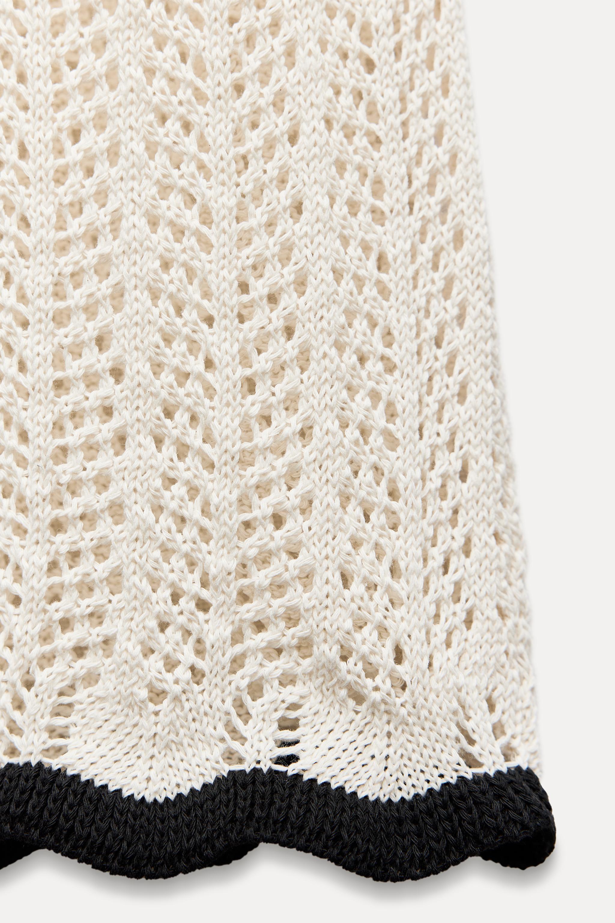 CONTRAST OPEN WEAVE TOP Product Image